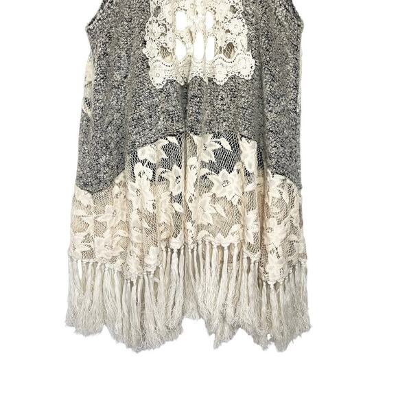 ANTHROPOLOGIE RYE Women’s Mixed Media Boho Fringed Lace Sweater Vest - Picture 7 of 7